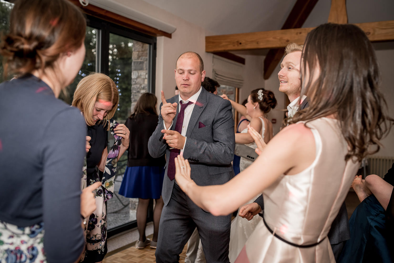 funny dancing wedding guests